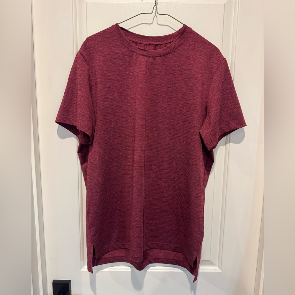 Zyia Active Men's Maroon Short Sleeve Tee